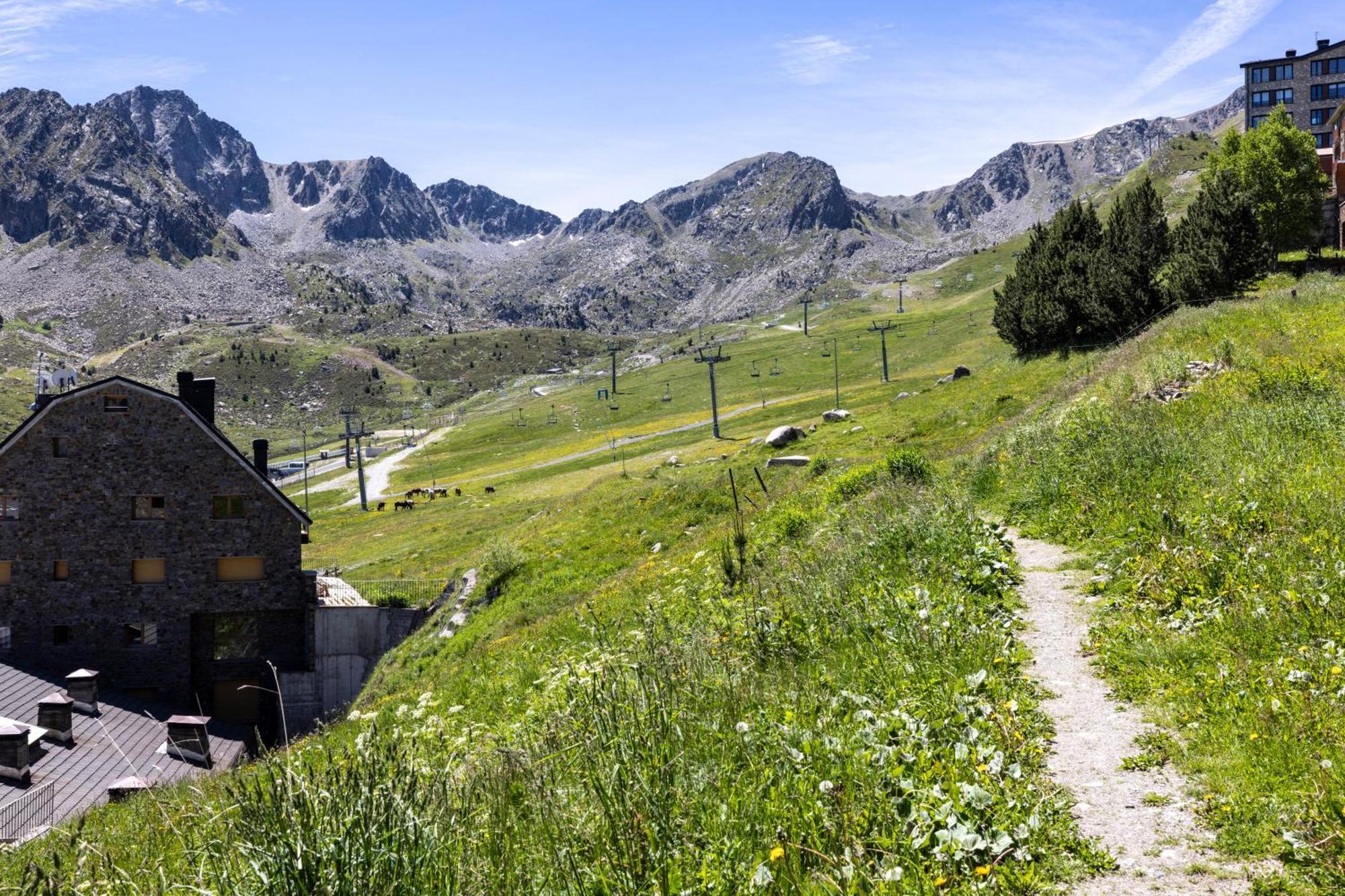 Increibles Vistas A Las Montanas En El Pas De La Casa - Parking - Wifi - Ski In Ski Out L By Bonesvacances Exterior foto